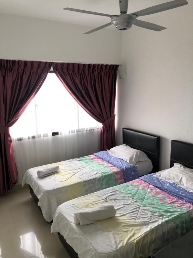 Beach Resort Home Stay Sri Sayang 05 Apartment Batu Ferringhi 2Bedroom 外观 照片