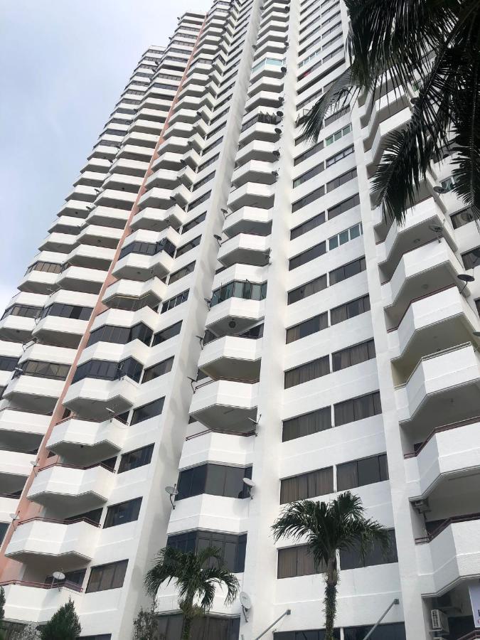 Beach Resort Home Stay Sri Sayang 05 Apartment Batu Ferringhi 2Bedroom 外观 照片
